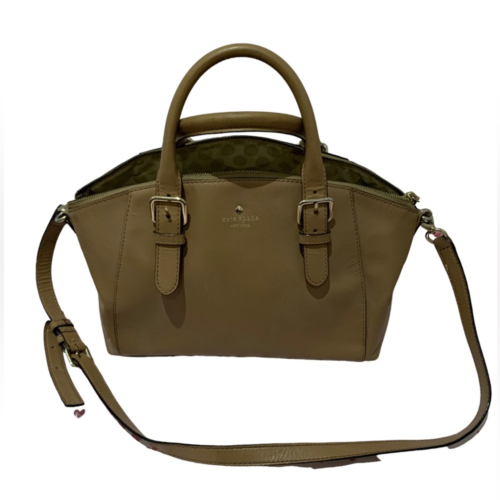 Kate spade medium size cross body bag. Imperfections shown in photos.